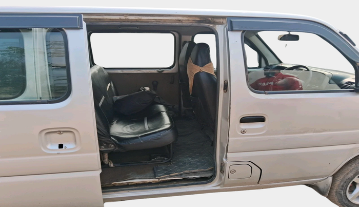 2014 Maruti Eeco 5 STR WITH A/C+HTR CNG, Petrol, Manual, 1,45,409 km, interior