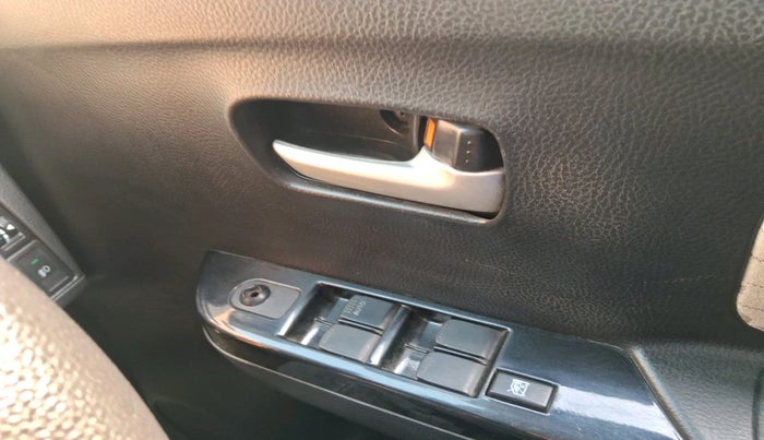 2017 Maruti Wagon R 1.0 VXI AMT, Petrol, Automatic, 22,507 km, interior