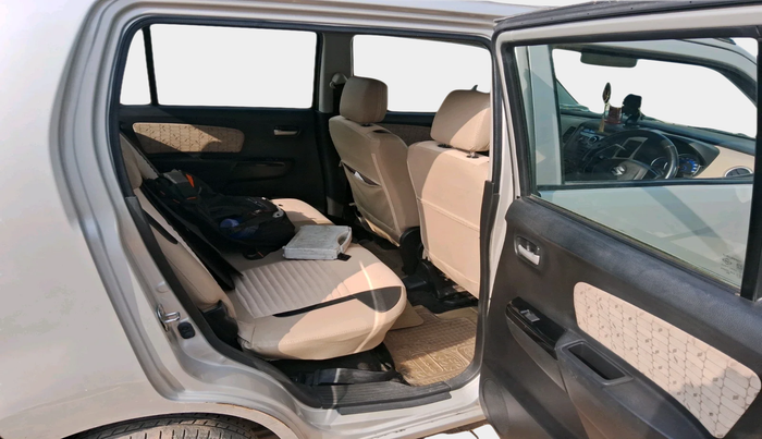 2017 Maruti Wagon R 1.0 VXI AMT, Petrol, Automatic, 22,507 km, interior