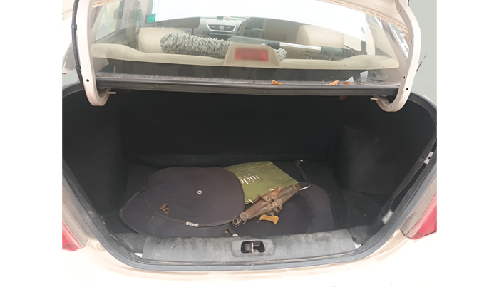 2014 Maruti Swift Dzire VXI, Petrol, Manual, 1,03,123 km, exterior