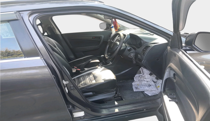 2017 Maruti Vitara Brezza VDI, Diesel, Manual, 60,927 km, interior