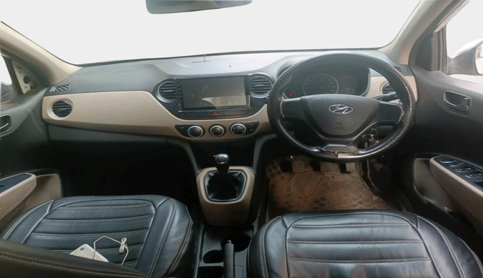 2017 Hyundai Grand i10 MAGNA 1.2 KAPPA VTVT, Petrol, Manual, 1,37,862 km, interior