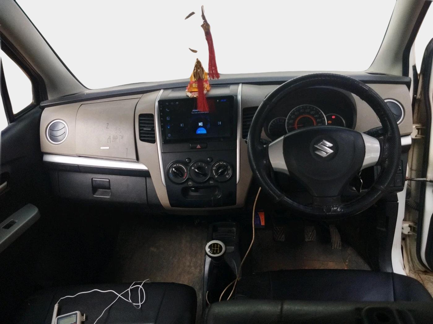 2015 Maruti Wagon R 1.0 VXI, Petrol, Manual, 68,378 km, interior
