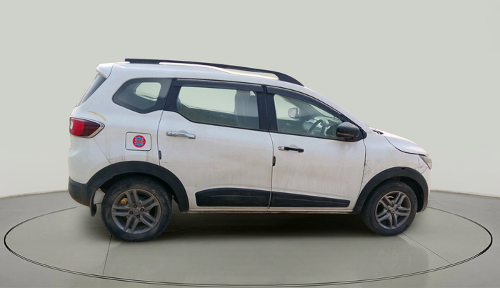 2022 Renault TRIBER RXZ, Petrol, Manual, 28,210 km, exterior