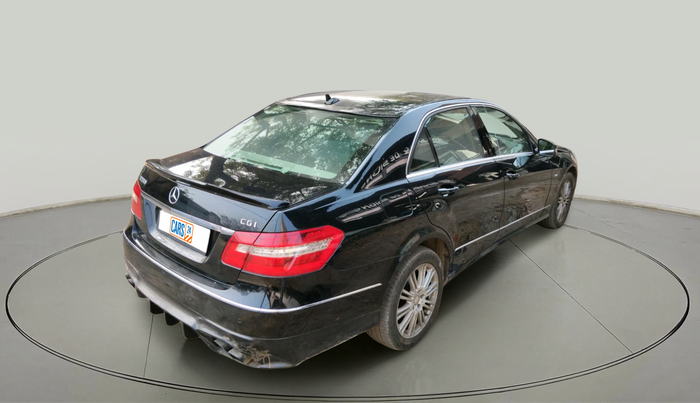 2011 Mercedes Benz E Class 200 ELEGANCE, Petrol, Automatic, 50,000 km, exterior