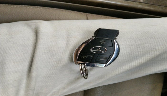 2011 Mercedes Benz E Class 200 ELEGANCE, Petrol, Automatic, 50,000 km, interior