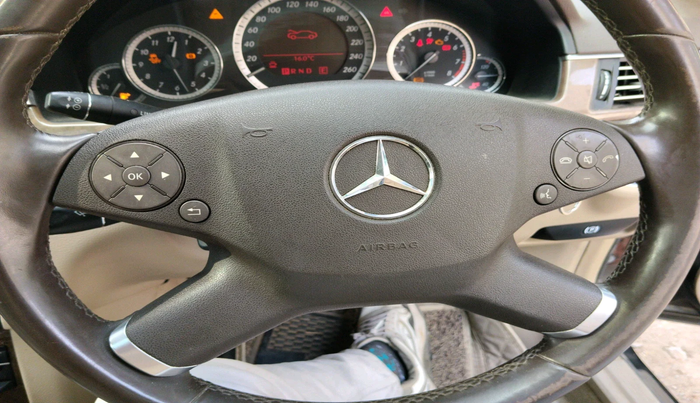 2011 Mercedes Benz E Class 200 ELEGANCE, Petrol, Automatic, 50,000 km, interior