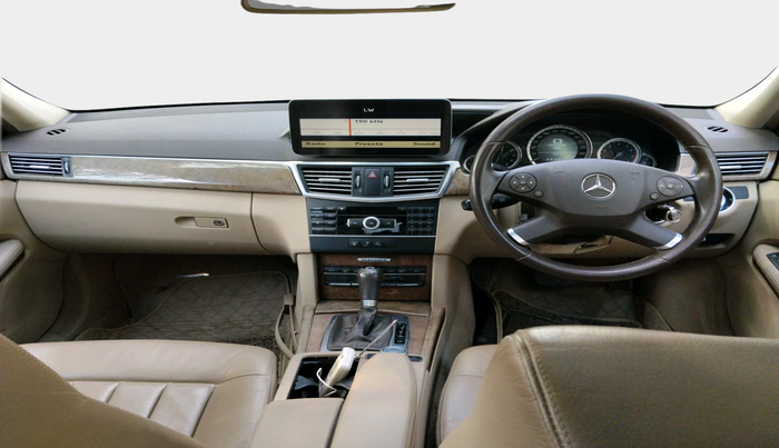 2011 Mercedes Benz E Class 200 ELEGANCE, Petrol, Automatic, 50,000 km, interior