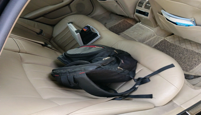 2011 Mercedes Benz E Class 200 ELEGANCE, Petrol, Automatic, 50,000 km, interior