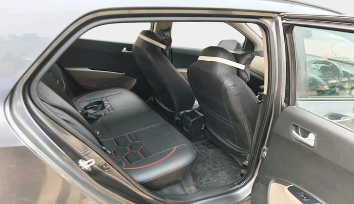 2020 Hyundai Grand i10 SPORTZ 1.2 KAPPA VTVT, Petrol, Manual, 35,611 km, interior