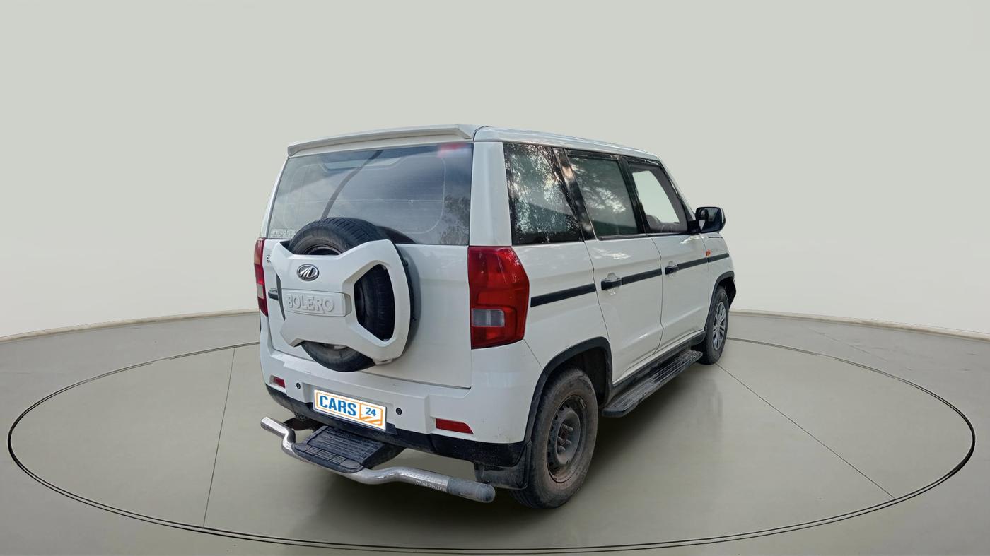 2022 Mahindra BOLERO NEO N 8, Diesel, Manual, 63,603 km, exterior