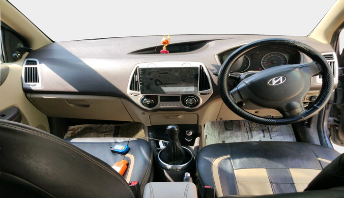 2012 Hyundai i20 MAGNA 1.2, CNG, Manual, 64,189 km, interior