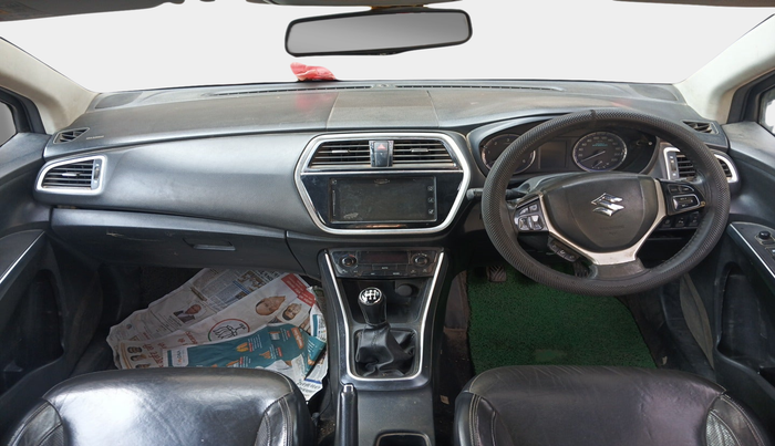 2018 Maruti S Cross ALPHA 1.3, Diesel, Manual, 79,000 km, interior