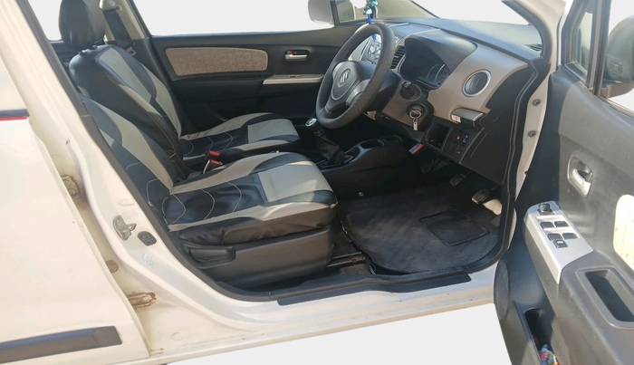 2016 Maruti Wagon R 1.0 VXI, Petrol, Manual, 33,174 km, interior