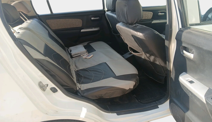 2016 Maruti Wagon R 1.0 VXI, Petrol, Manual, 33,174 km, interior