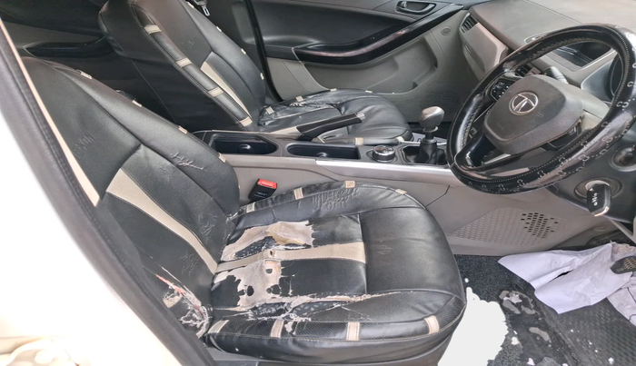 2018 Tata NEXON XM DIESEL, Diesel, Manual, 1,00,217 km, interior