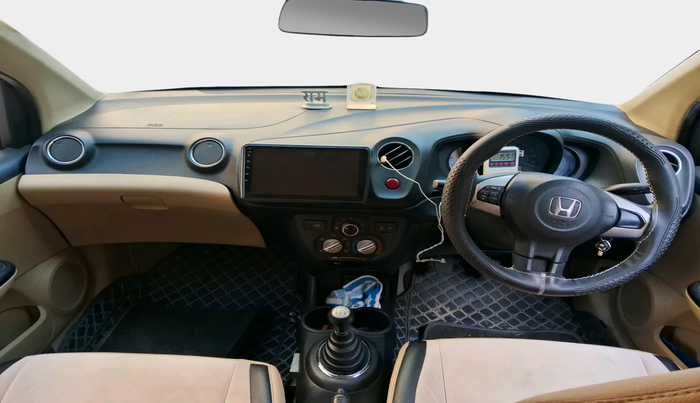2015 Honda Amaze 1.2L I-VTEC VX, Petrol, Manual, 1,19,229 km, interior