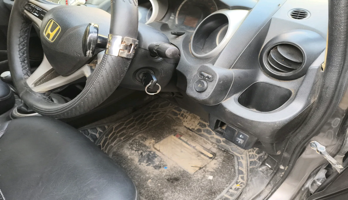 2012 Honda Jazz 1.2L I-VTEC SELECT, Petrol, Manual, 1,33,227 km, interior