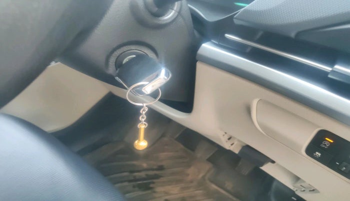 2024 KIA CARENS Premium (O) 1.5 Petrol 7 STR, Petrol, Manual, 26,036 km, interior