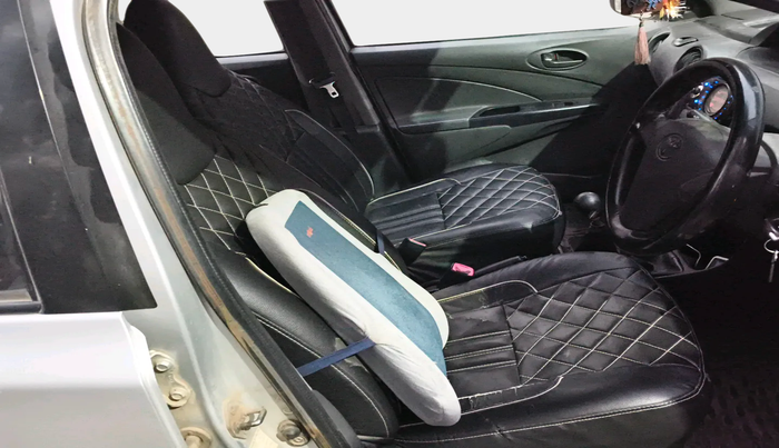 2012 Toyota Etios G, Petrol, Manual, 1,41,758 km, interior