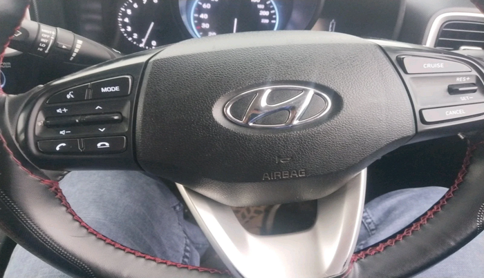 2021 Hyundai VENUE SX 1.0 TURBO, Petrol, Manual, 39,551 km, interior