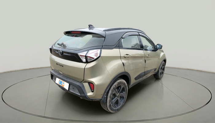 2022 Tata NEXON XZA PLUS (PREMIUM) KAZIRANGA DIESEL, Diesel, Automatic, 92,817 km, exterior
