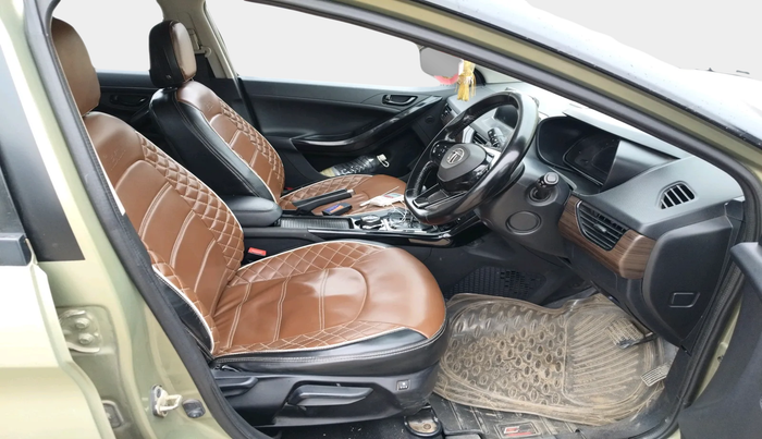 2022 Tata NEXON XZA PLUS (PREMIUM) KAZIRANGA DIESEL, Diesel, Automatic, 92,817 km, interior