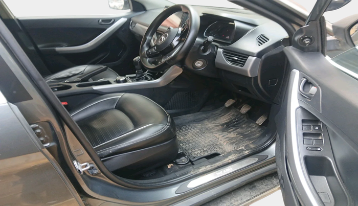 2023 Tata NEXON XM PLUS SUNROOF PETROL, Petrol, Manual, 37,578 km, interior
