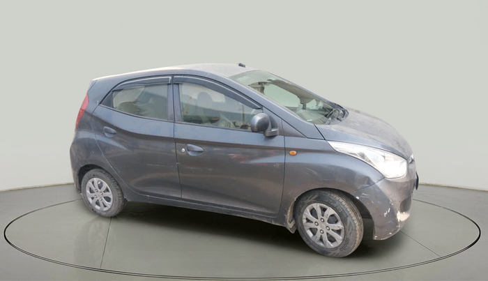 2018 Hyundai Eon MAGNA +, Petrol, Manual, 33,915 km, exterior