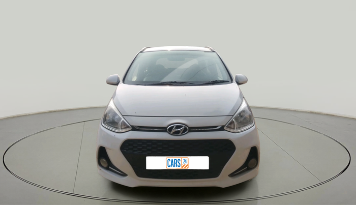 2018 Hyundai Grand i10 SPORTZ 1.2 KAPPA VTVT DUAL TONE, Petrol, Manual, 1,00,234 km, exterior