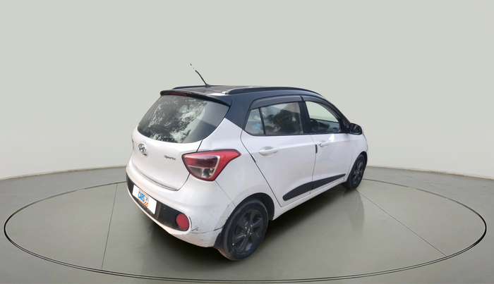 2018 Hyundai Grand i10 SPORTZ 1.2 KAPPA VTVT DUAL TONE, Petrol, Manual, 1,00,234 km, exterior