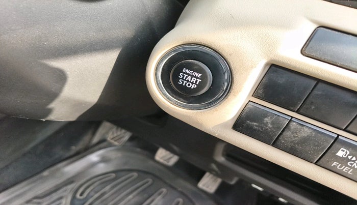 2024 Toyota Glanza G E-CNG, CNG, Manual, 21,079 km, interior