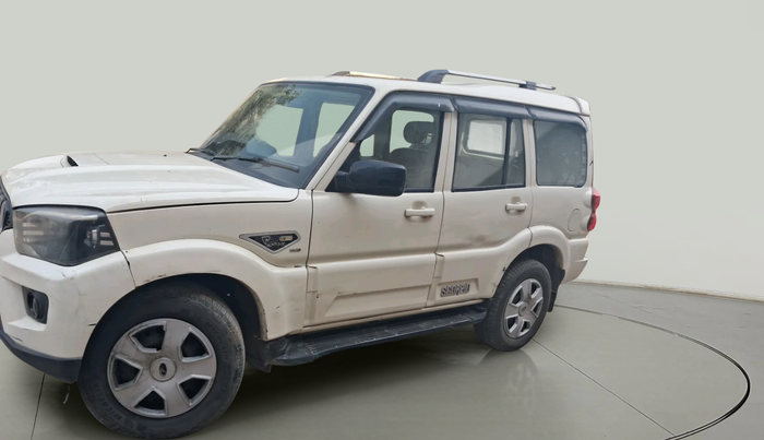 2018 Mahindra Scorpio S7, Diesel, Manual, 79,417 km, exterior