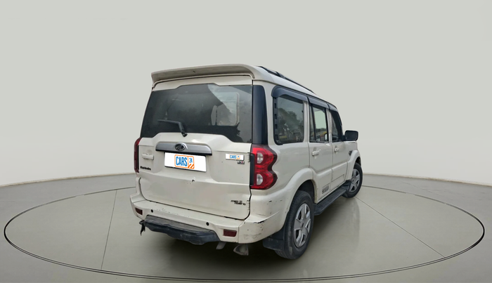 2018 Mahindra Scorpio S7, Diesel, Manual, 79,417 km, exterior