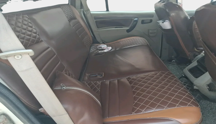 2018 Mahindra Scorpio S7, Diesel, Manual, 79,417 km, interior