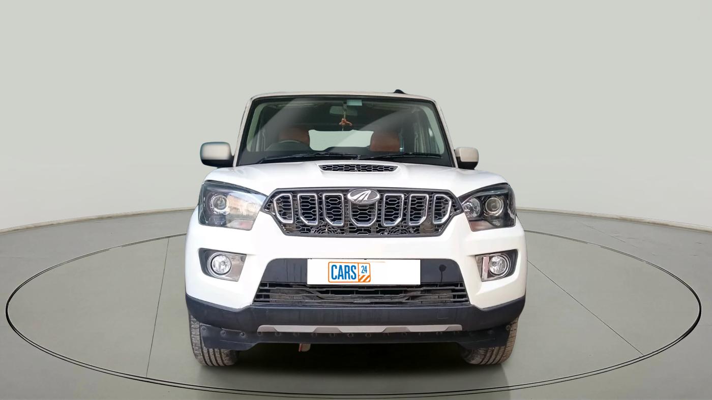 2018 Mahindra Scorpio S7, Diesel, Manual, 64,341 km, exterior