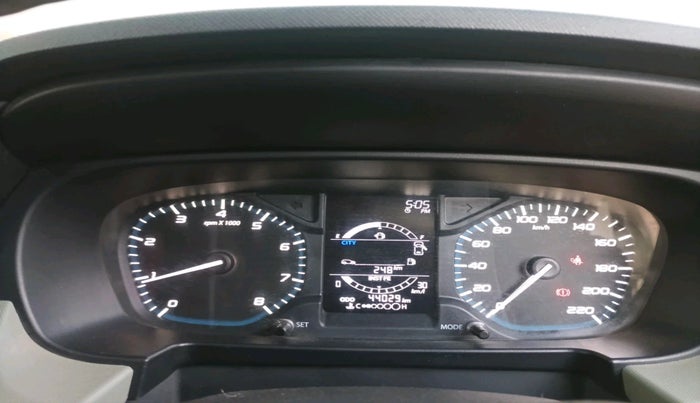 2022 Tata PUNCH ADVENTURE MT, Petrol, Manual, 44,029 km, interior