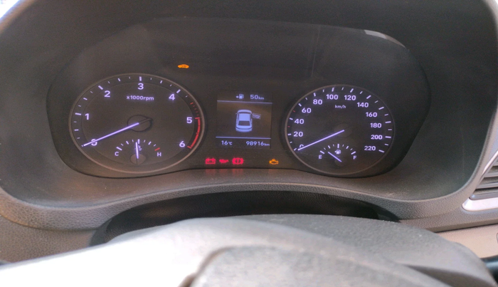 2018 Hyundai Verna 1.6 SX (O) CRDI MT, Diesel, Manual, 98,916 km, interior