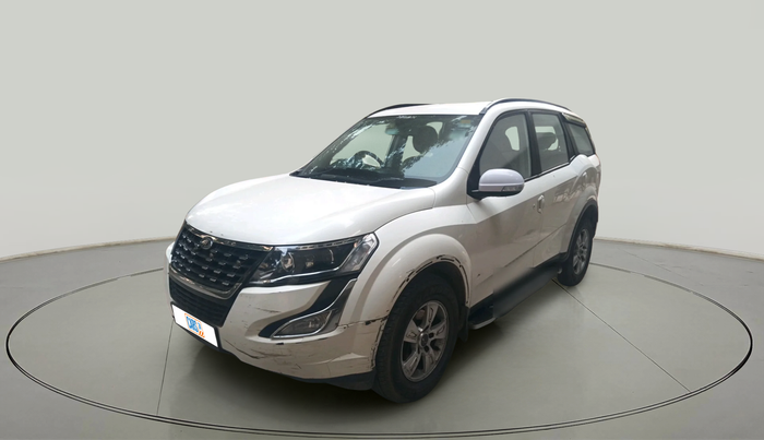 2018 Mahindra XUV500 W7, Diesel, Manual, 51,626 km, exterior