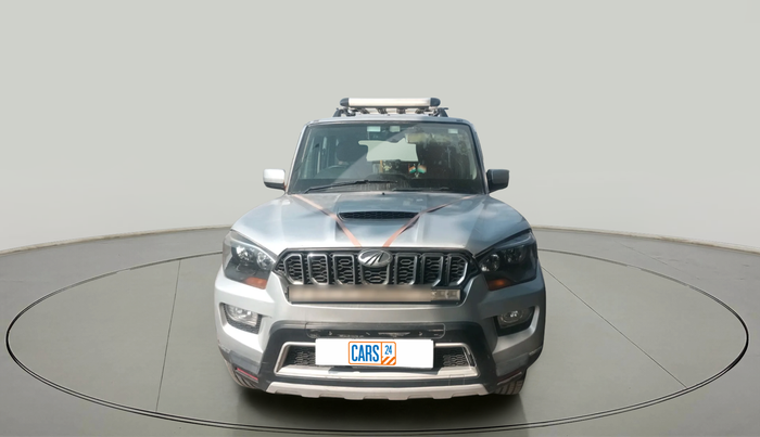 2017 Mahindra Scorpio S4 PLUS 1.99 INTELLI-HYBRID, Diesel, Manual, 66,787 km, exterior