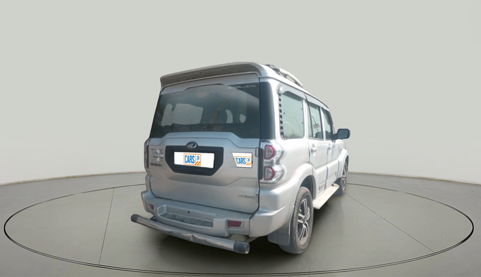 2017 Mahindra Scorpio S4 PLUS 1.99 INTELLI-HYBRID, Diesel, Manual, 66,787 km, exterior