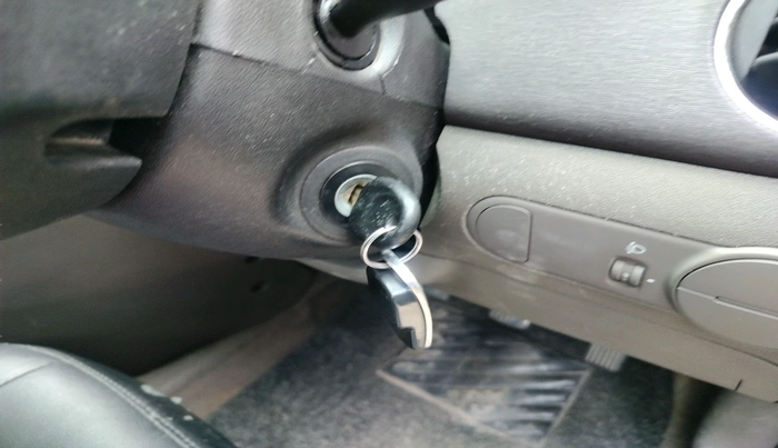 2013 Hyundai i10 MAGNA 1.1, Petrol, Manual, 90,179 km, interior