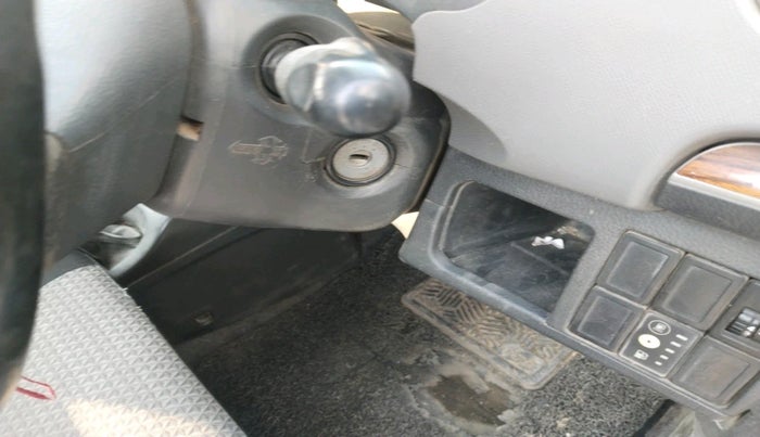 2012 Maruti Wagon R 1.0 LXI CNG, Petrol, Manual, 93,379 km, interior