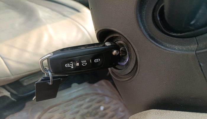 2016 Tata Zest XMS PETROL, Petrol, Manual, 74,255 km, interior