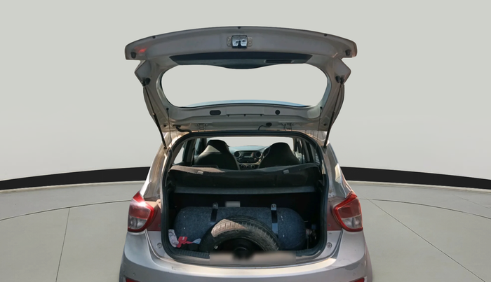 2014 Hyundai Grand i10 SPORTZ AT 1.2 KAPPA VTVT, Petrol, Automatic, 1,30,388 km, exterior