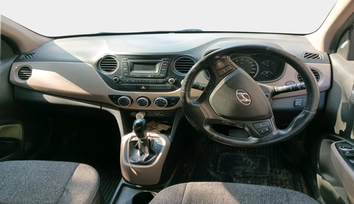 2014 Hyundai Grand i10 SPORTZ AT 1.2 KAPPA VTVT, Petrol, Automatic, 1,30,388 km, interior