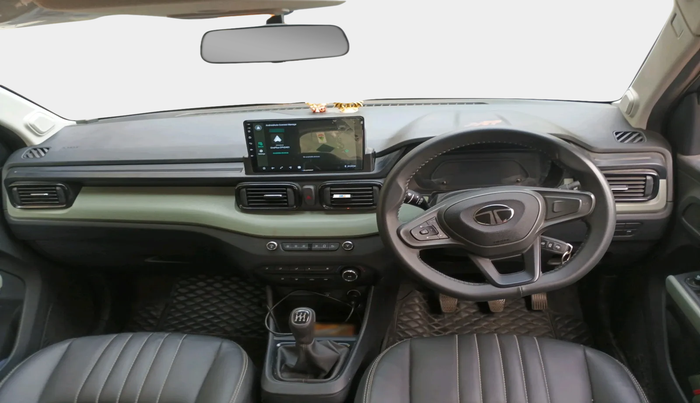 2024 Tata PUNCH ADVENTURE MT CNG , Petrol, Manual, 8,643 km, interior