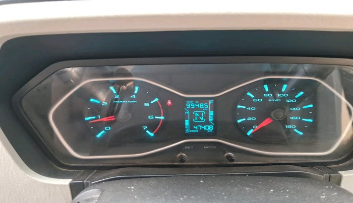 2019 Mahindra Scorpio S9, Diesel, Manual, 47,408 km, interior