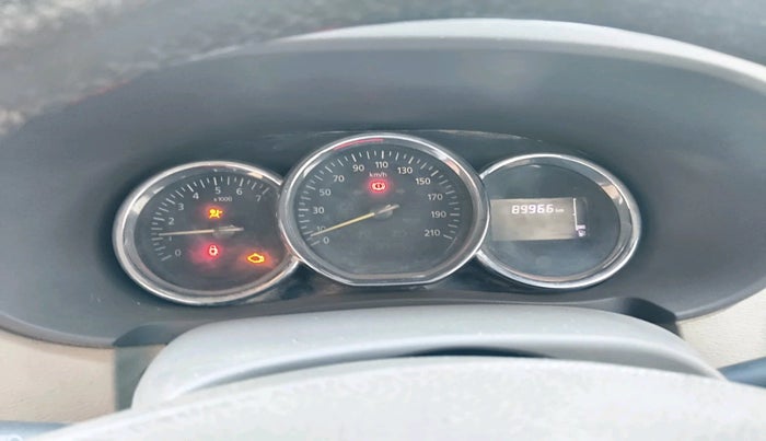 2017 Renault Lodgy 110 PS RXZ STEPWAY 7 STR, Diesel, Manual, 89,966 km, interior