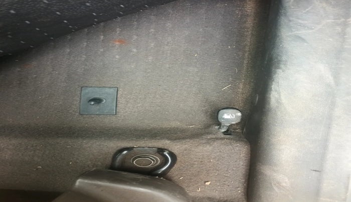 2014 Hyundai i10 SPORTZ 1.1, Petrol, Manual, 65,431 km, interior